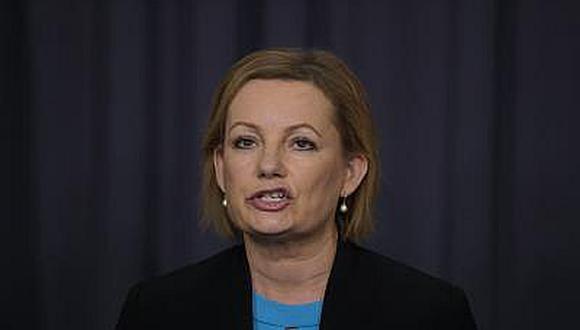 Australia: ministra renuncia para ser investigada por viaje bajo sospecha