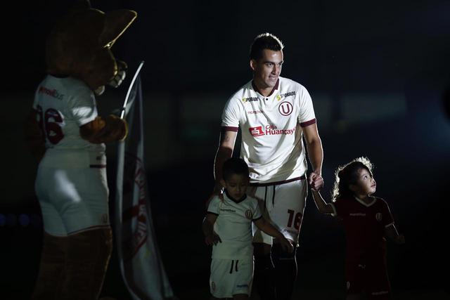Noche Crema: Presentación de los jugadores de Universitario de Deportes en el estadio Monumental. (Fotos: Joel Alonzo/GEC)