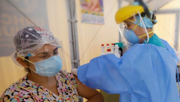 Enfermera del hospital Hipólito Unanue de Tacna: “Aprendí a sonreír con los ojos” en la pandemia (Foto: Gore Tacna)