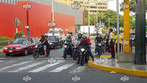 ​¡Increíble! Mira por qué estas motos invaden estación Cabitos (VIDEO)