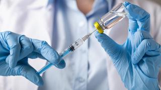 Coronavirus: ¿Cuál sería el precio de la vacuna contra la COVID-19 que desarrolla Oxford? 