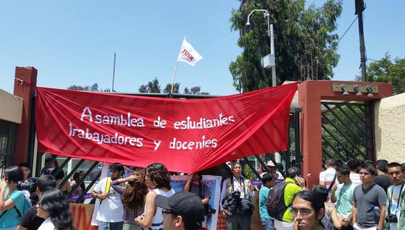 ​San Marcos: Estudiantes toman instalaciones para exigir salida de Pedro Cotillo