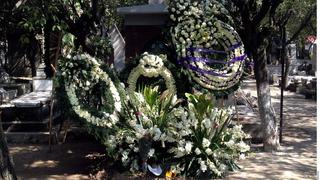 Florinda Meza prohibe acceso a tumba de 'Chespirito'