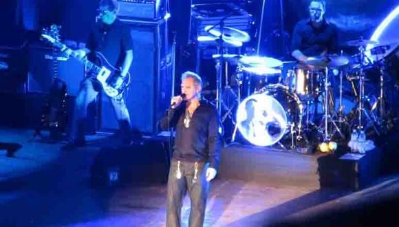 Morrissey emociona a fans tras cantar ‘El Cóndor Pasa’ en concierto en Lima [VIDEO] 