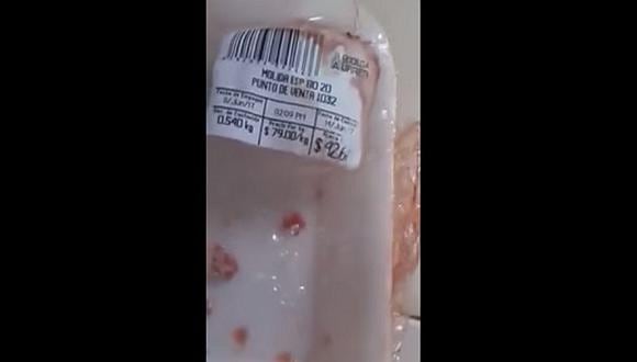 YouTube: abre paquete de carne y se lleva la pero sorpresa (VIDEO)