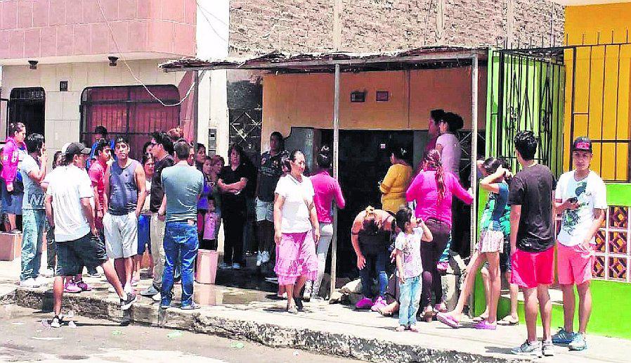 Niñita muere y abuelita queda herida en incendio luego que celular explotara 