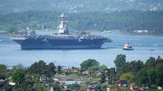 El portaaviones estadounidense más poderoso del mundo refuerza seguridad en Noruega ante posibles ataques rusos