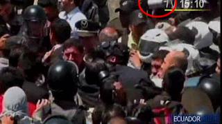 Vea el momento exacto de la agresión a Rafael Correa