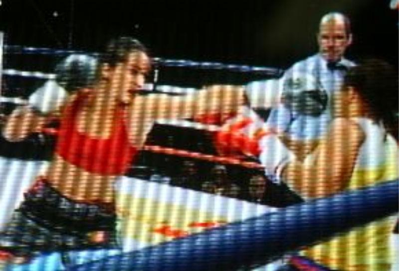 Kina Malpartida retuvo su título mundial en Lima