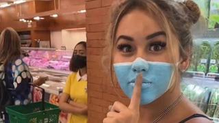 Cancelan pasaportes de influencers que se pintaron mascarillas en el rostro para pasear por tienda