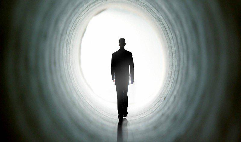 ¿Existe la vida después de la muerte? ¡Así lo explica la física cuántica!