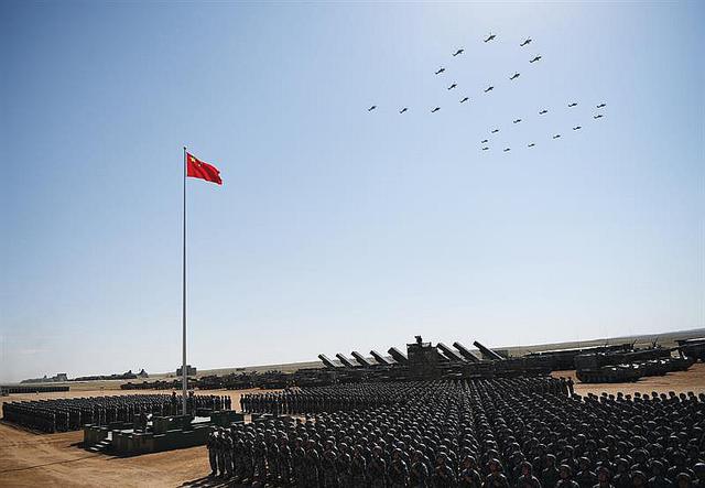 China muestra con sus armas que "el mundo no está en paz" (FOTOS y VIDEO)