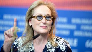 ​Meryl Streep se sentiría "muy halagada" de interpretar a Hillary Clinton en filme  