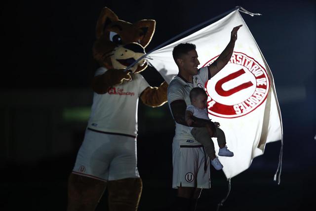 Noche Crema: Presentación de los jugadores de Universitario de Deportes en el estadio Monumental. (Fotos: Joel Alonzo/GEC)