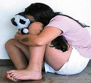 Cae pedófilo que organizaba congreso de pornografía infantil