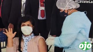 Lilia Paredes, la primera dama, recibió la primera dosis de la vacuna Sinopharm | VIDEO