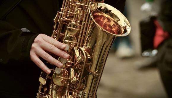 Una importante teoría señala que el creador del saxofón se inspiró en la forma del clarinete (Foto: Pixabay)