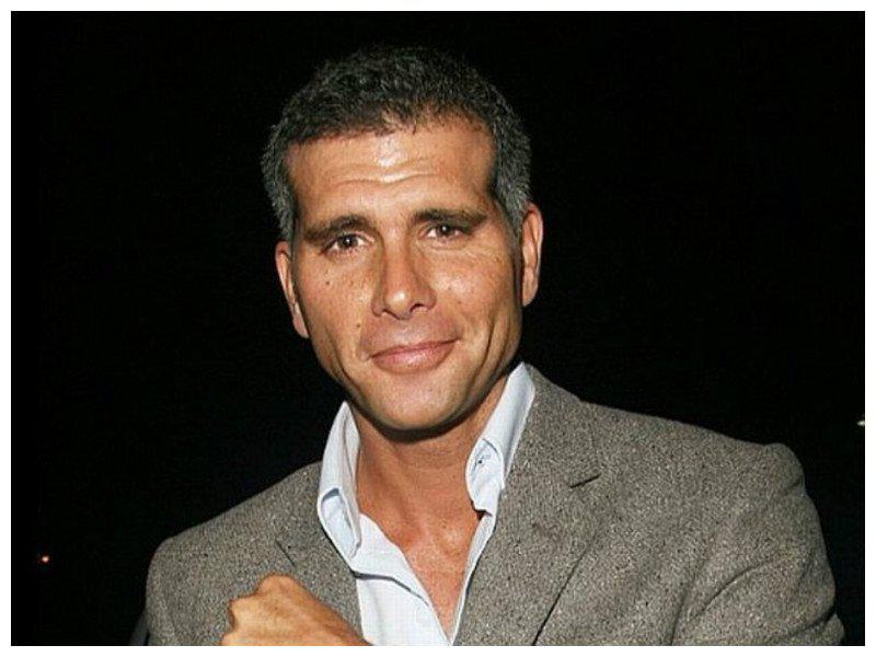 Instagram: Christian Meier publica foto semidesnudo junto a una acompañante [FOTO]