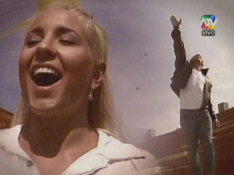 Combate realiza videoclip al estilo 'Grease' [VIDEO] 