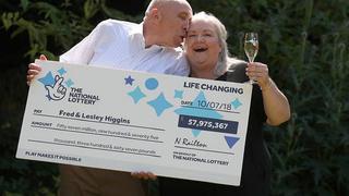 Abuelitos ganan lotería de $75 millones, pero habían roto el boleto