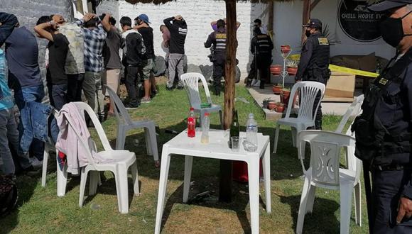Arequipa: el local conocido como “Chill House Event” que atendía a decenas de personas pese a las restricciones por el estado de emergencia. (Foto: Difusión)