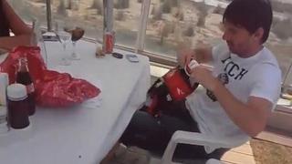 Messi a punto de perder millones por aparecer con una Coca Cola (VIDEO) 