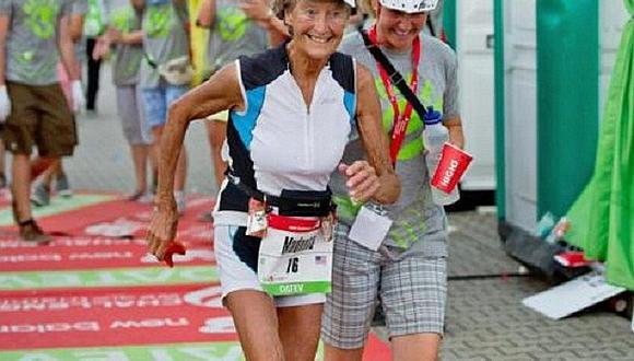 Analise Silva, atleta de 72 años que limpia casas para seguir corriendo 