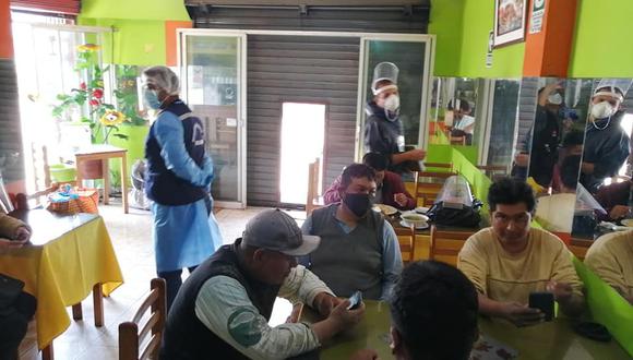 Tacna: intervienen restaurantes donde no se respetaba el distanciamiento social (Foto: Municipalidad Alto de la Alianza).