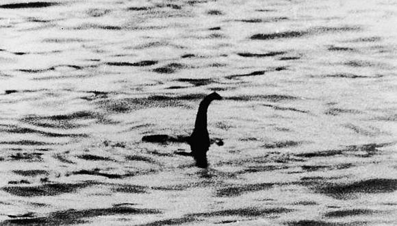 Encuentran la figura de un monstruo de película en fondo del Lago Ness 