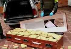 Narcotraficantes usan ataúd para trasladar 300 kilos de marihuana | VIDEO 