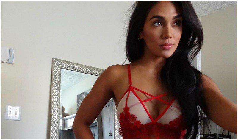 Vania Bludau presume sus abdominales y reina en Instagram [FOTO]