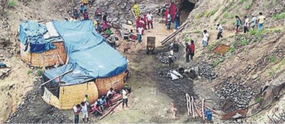 Mina artesanal en la que murió Kamel Sumarán está ubicada en el distrito 0de Pacoy. (GEC)