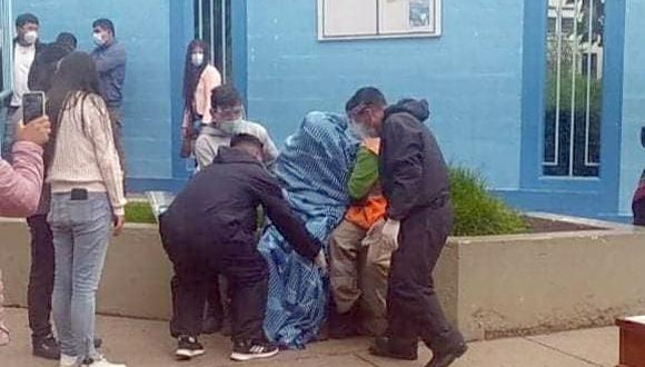 Cusco: exalcalde fallece mientras esperaba ser atendido en puerta del hospital (Foto: Juan Sequeiros)