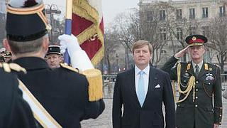 Holanda: rey Guillermo Alejandro invitará a cenar a Palacio a 150 por sorteo