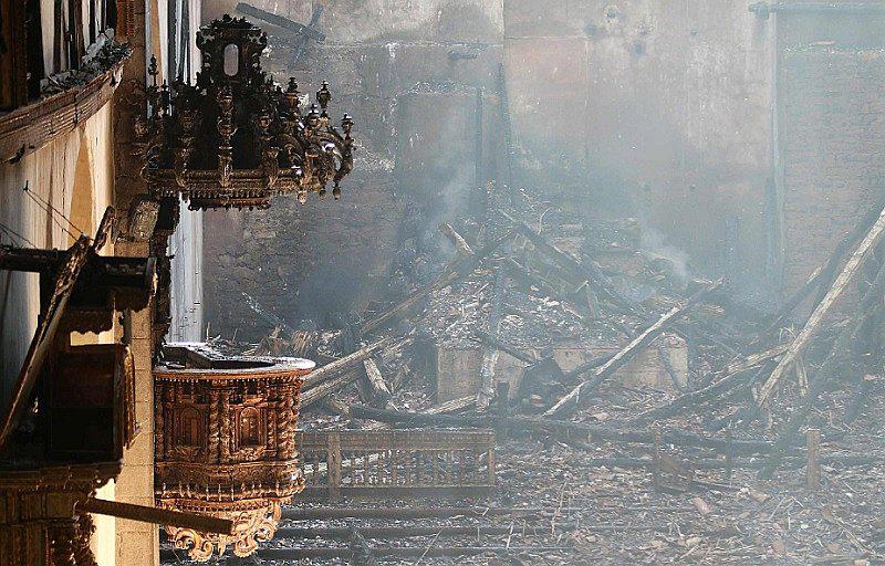 Cusco: Templo San Sebastián se hace cenizas tras voraz incendio [FOTOS]