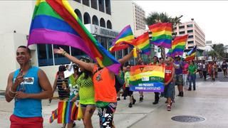La comunidad gay de San Juan prepara la primera boda homosexual masiva 