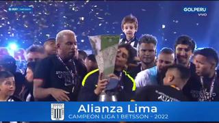 Celebración blanquiazul en Matute: Alianza Lima levantó el título de la Liga 1 2022