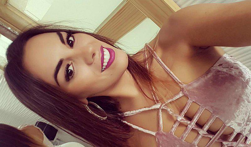 Aída Martínez posa como Dios la trajo al mundo [FOTO]