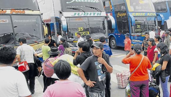Buses vuelven a salir de terminal de Yerbateros
