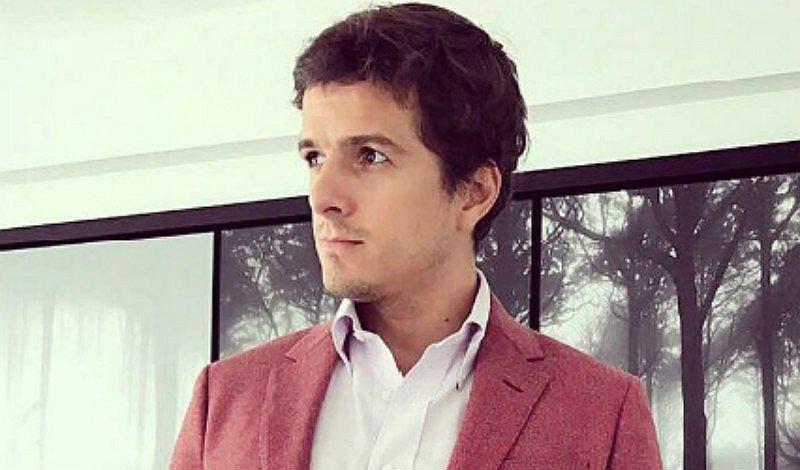 Nicolás Galindo comparte foto del recuerdo con sus fans