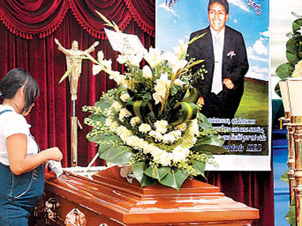 Profesor fue a entrevista y murió en pozo