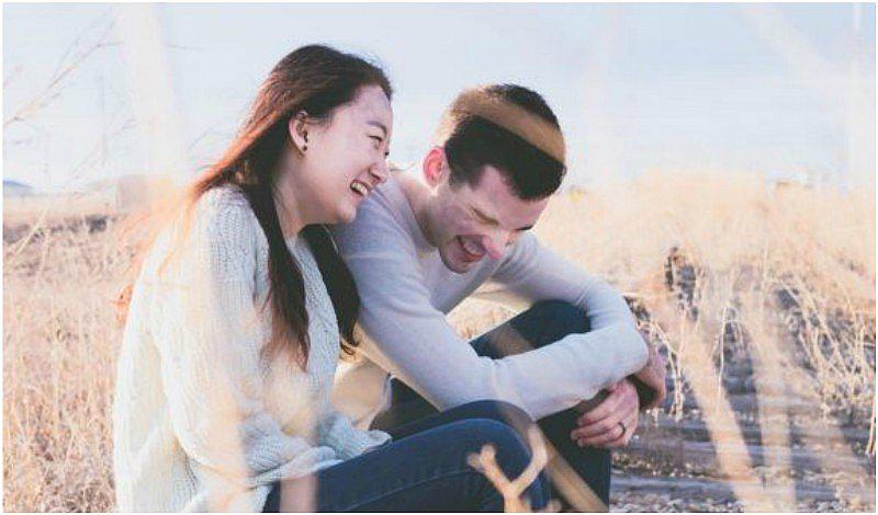  4 pasos para enamorarlo usando la psicología 