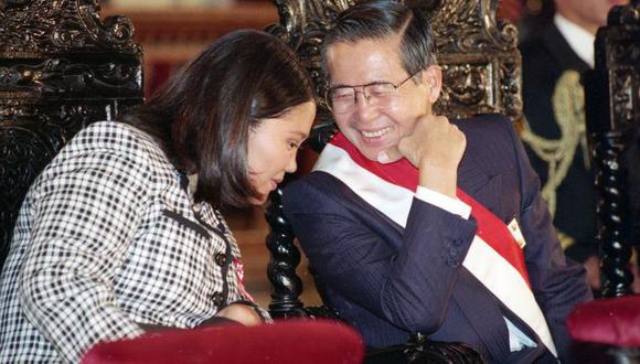 Alberto Fujimori y Keiko Fujimori, padre e hija, asumiendo los cargos de Presidente de la República y primera dama (Archivo El Comercio)