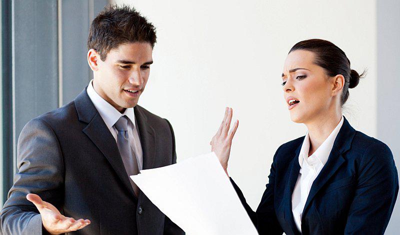 10 tipos de jefes que causan dolores de cabeza en el trabajo