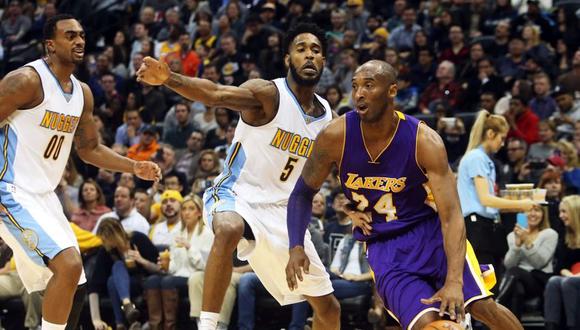 Genial Kobe Bryant regresa al campo de juego y conduce el triunfo de los Lakers