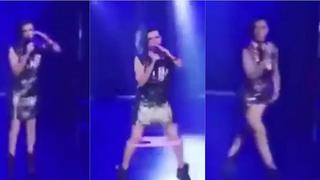 YouTube: Se le cae el calzón en pleno concierto y esto ocurre [VIDEO]