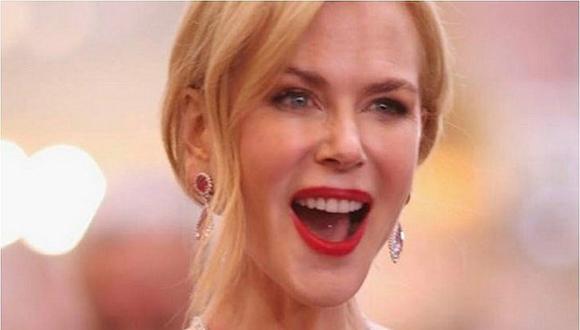 Nicole Kidman es víctima de burlas por su extraña forma de aplaudir [FOTOS] 