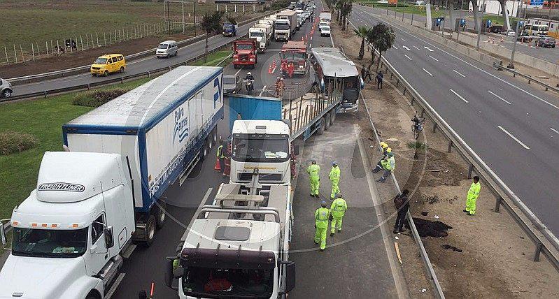 Lurín: ómnibus choca contra tráiler y deja 21 personas heridas (FOTOS)