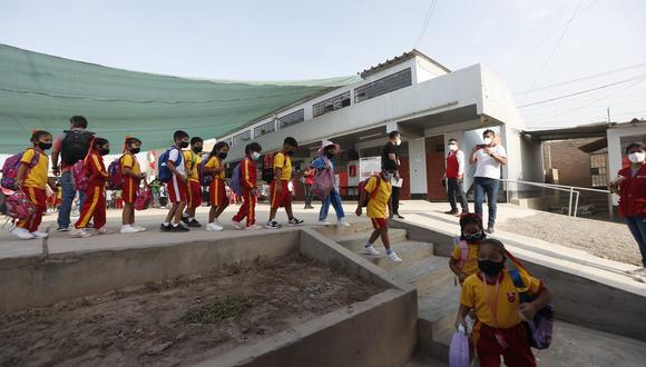 Hoy lunes en 18 regiones del país, los alumnos retornan a clases presenciales. Fotos: Jorge.cerdan/GEC
