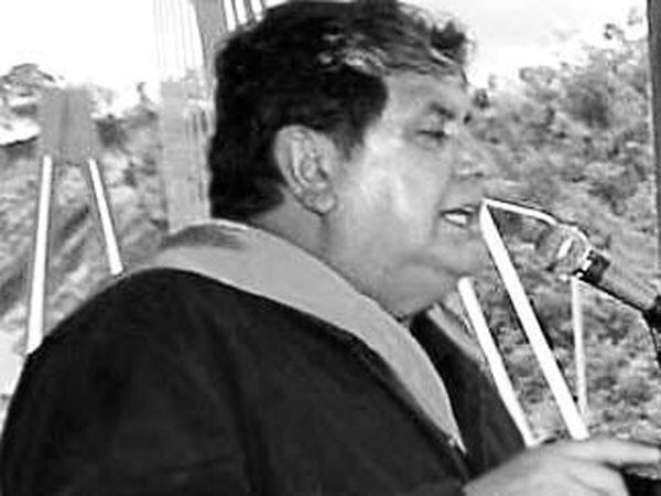 Critica "chorreo económico" de Toledo